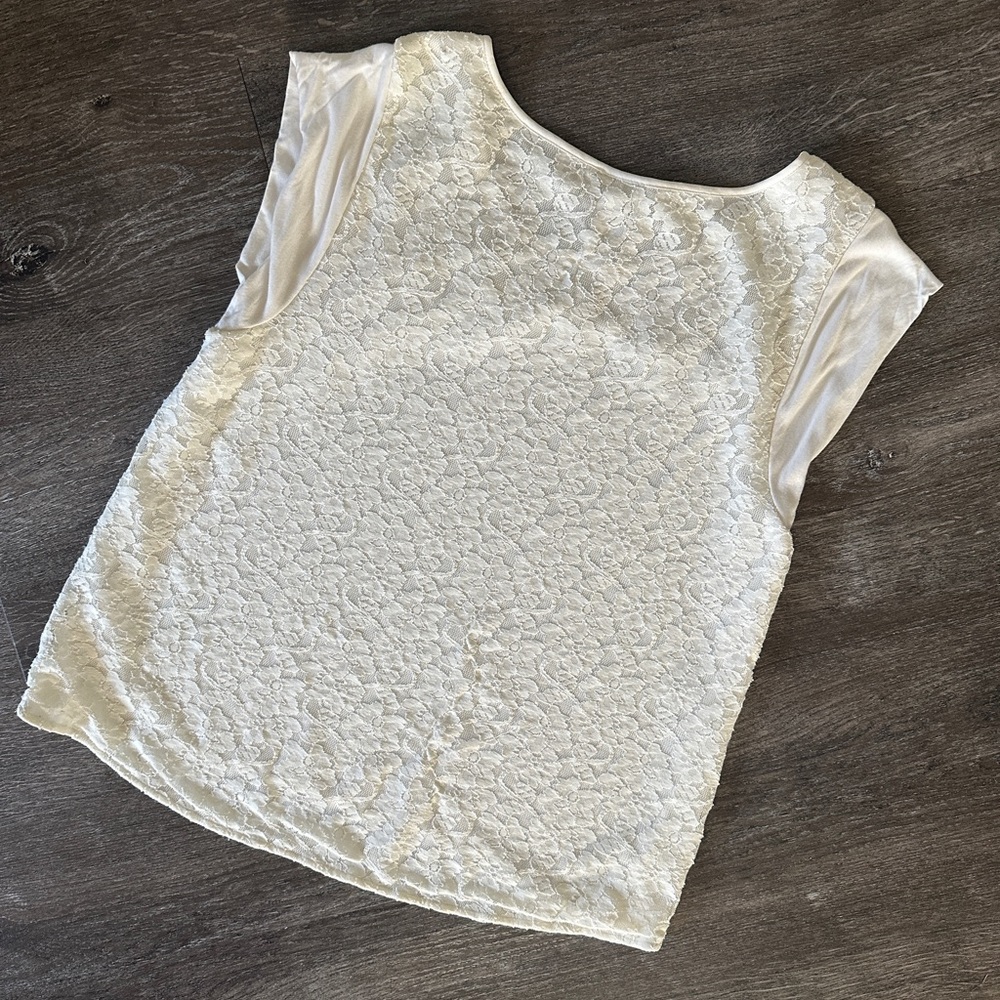 Express Cream Top - Picture 3 of 3